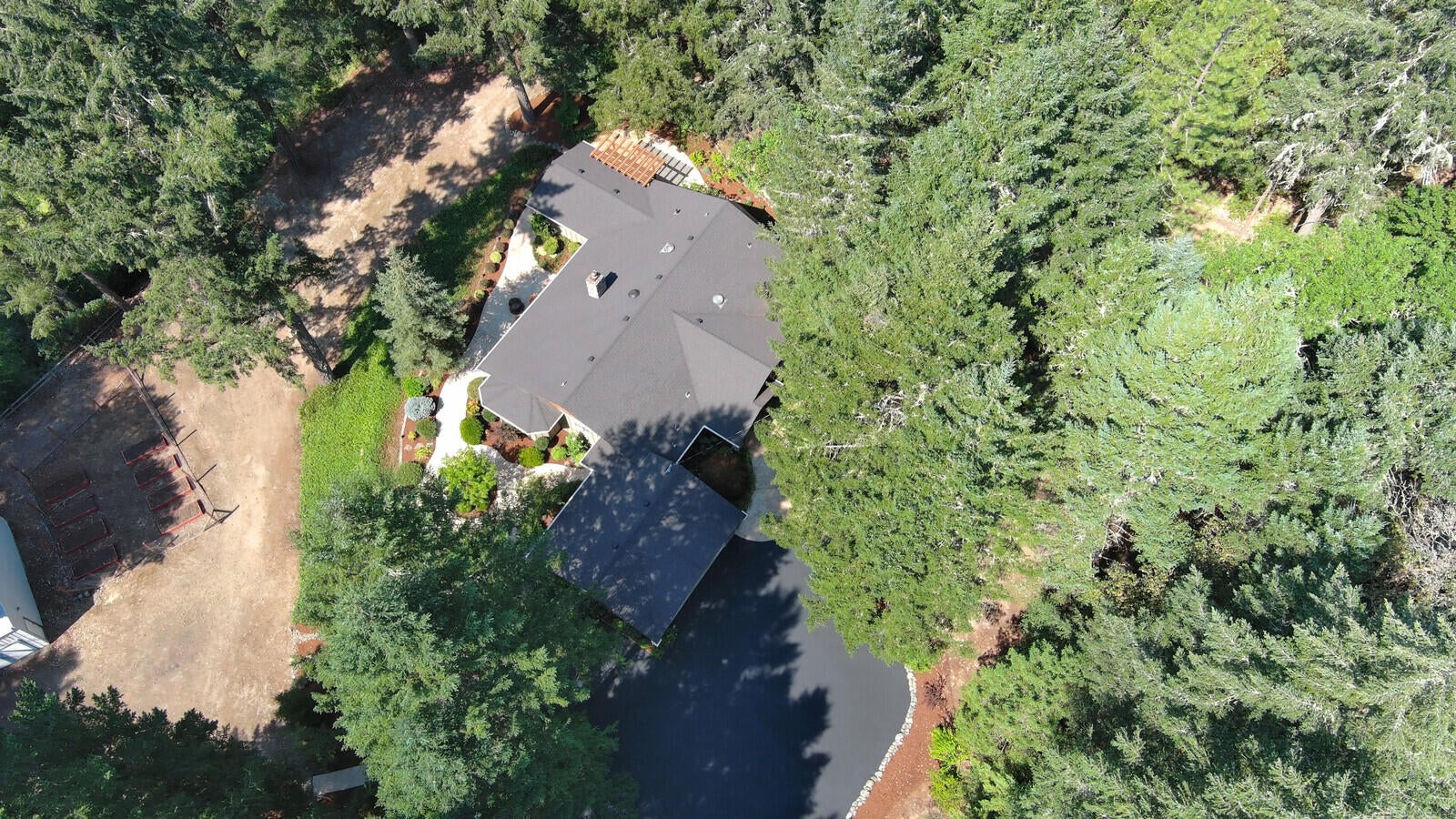 8769 North Applegate Road Grants Pass, OR 97527 - Photo 45 of 54 10_NA_10_mls