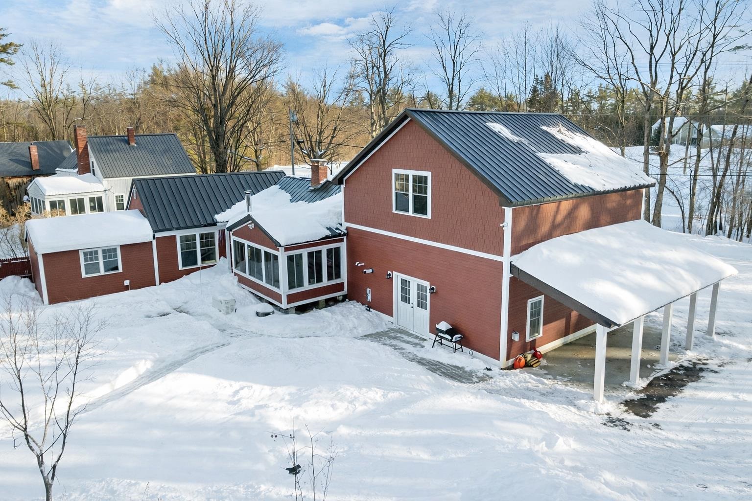 215 Spring Road Peterborough, NH 03458 - Photo 5 of 58 Gallery Image 5