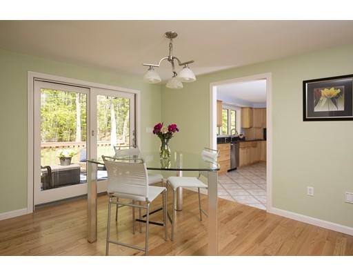 19 Indian Road Wayland, MA 01778 - Photo 4 of 14