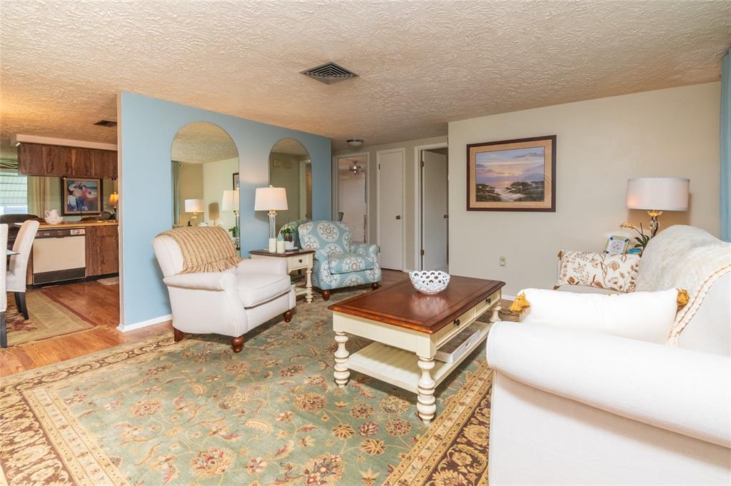 6710 Ranchwood Loop New Port Richey, FL 34653 - Photo 2 of 32 Gallery Image 2