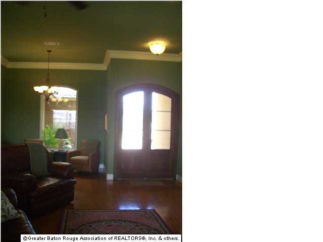 2262 Springtide Drive Baton Rouge, LA 70810 - Photo 4 of 16 Gallery Image 4
