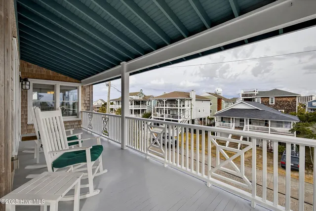 $2,980,000 | 4 Sandpiper Street, Unit B, Wrightsville Beach, NC 28480