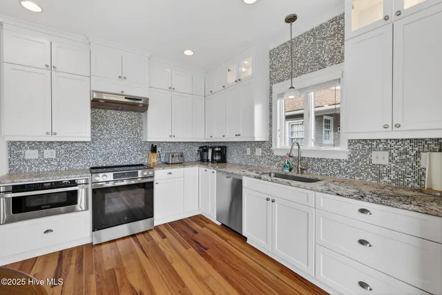 $2,980,000 | 4 Sandpiper Street, Unit B, Wrightsville Beach, NC 28480