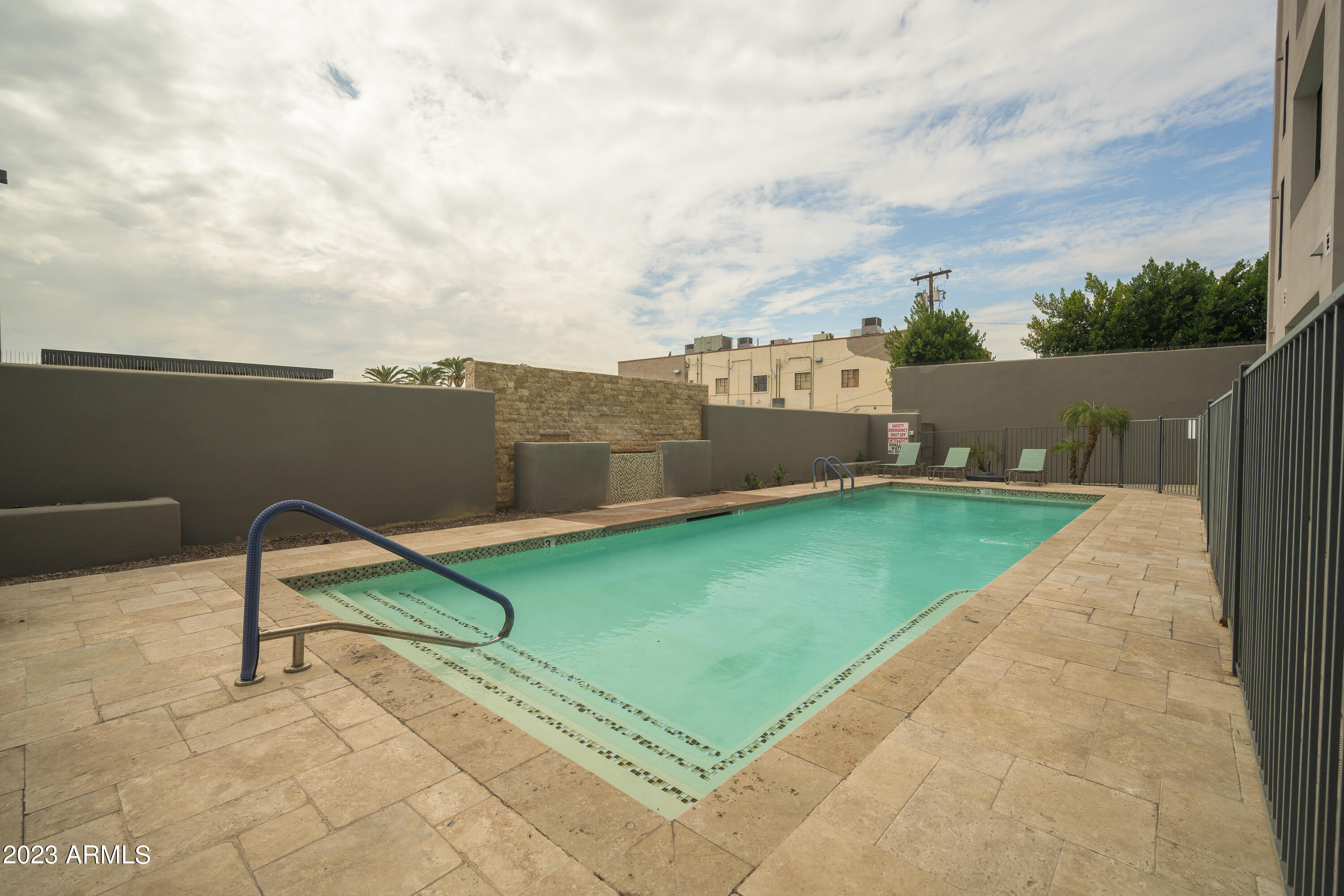 535 West Thomas Road, Unit 508 Phoenix, AZ 85013 - Photo 17 of 20 Community Pool