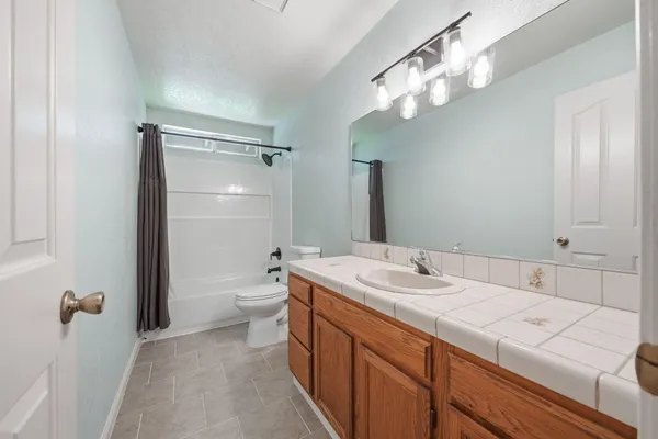 $375,000 | 649 Lowe Street, Redding, CA 96001