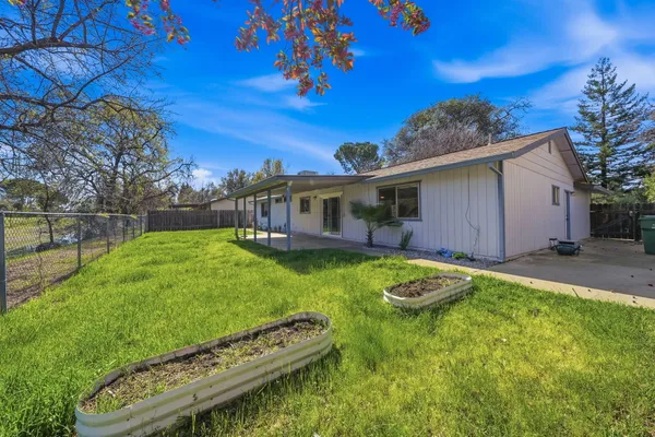 $375,000 | 649 Lowe Street, Redding, CA 96001