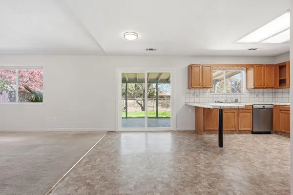 $375,000 | 649 Lowe Street, Redding, CA 96001