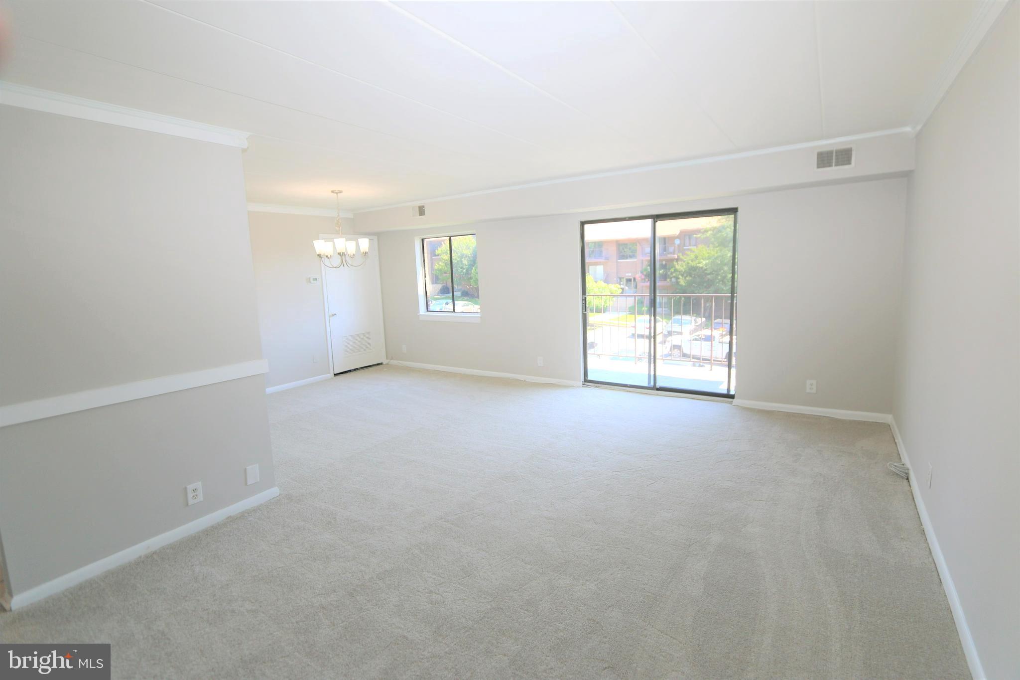 6280 Edsall Road, Unit 302 Alexandria, VA 22312 - Photo 2 of 35