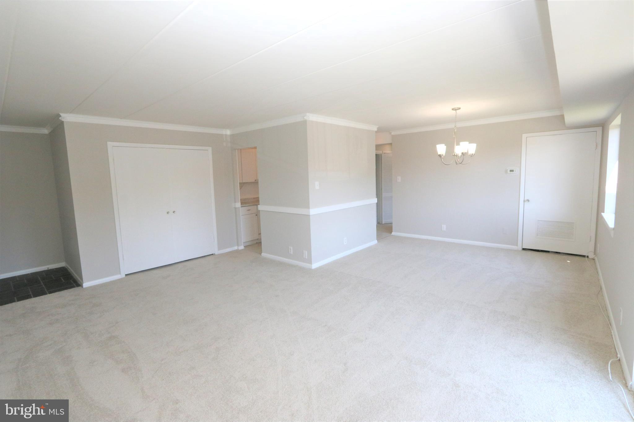 6280 Edsall Road, Unit 302 Alexandria, VA 22312 - Photo 3 of 35