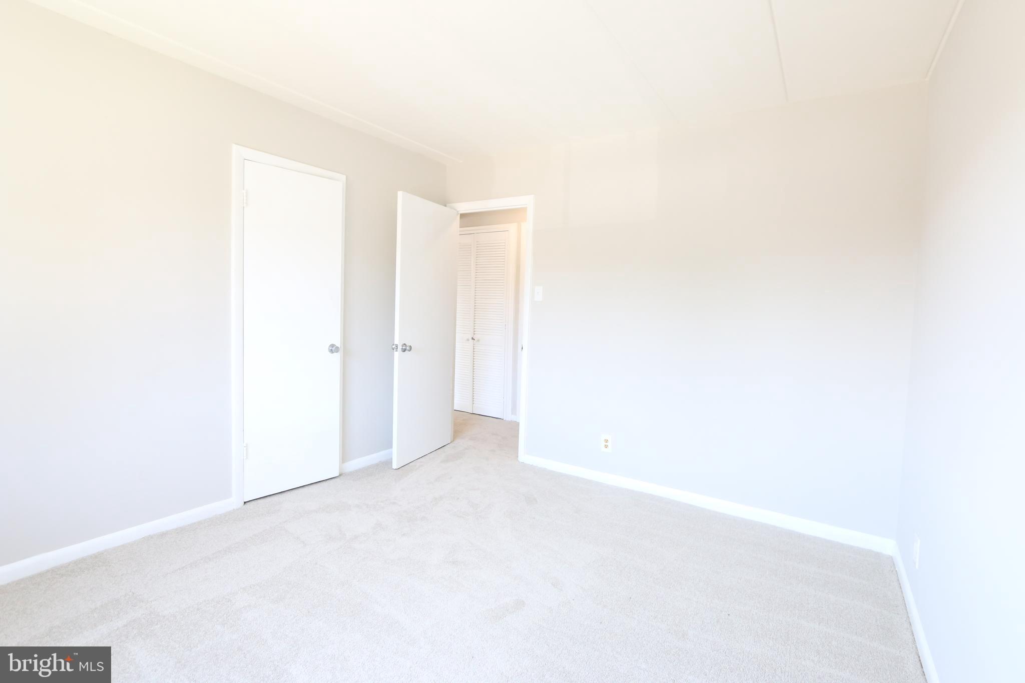 6280 Edsall Road, Unit 302 Alexandria, VA 22312 - Photo 22 of 35