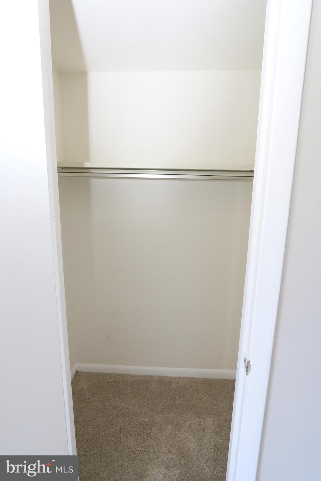 6280 Edsall Road, Unit 302 Alexandria, VA 22312 - Photo 27 of 35