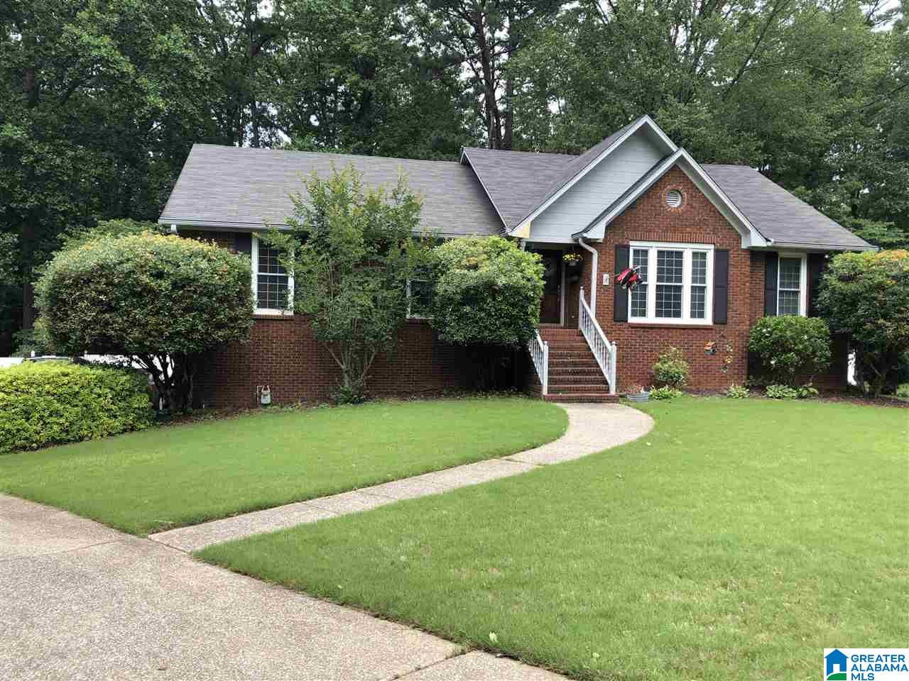 6033 Mockingbird Lane Pinson, AL 35126 - Photo 1 of 34