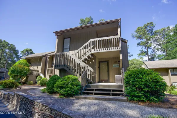 $1,700 | 10 Pine Tree Road, Unit 134, Pinehurst, NC 28374