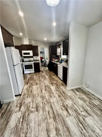 $165,000 | 2205 West Acacia Avenue, Unit 155, Hemet, CA 92545