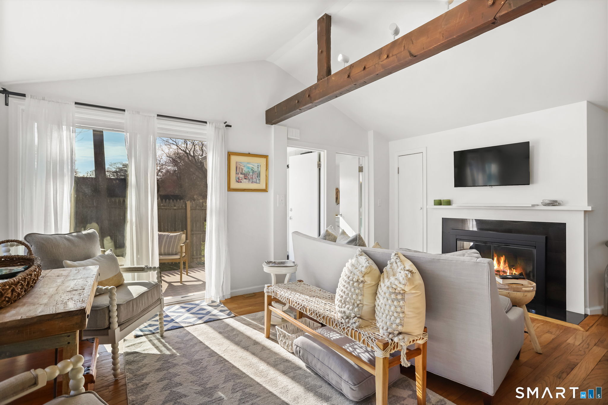 53 Maple Street Darien, CT 06820 - Photo 5 of 31