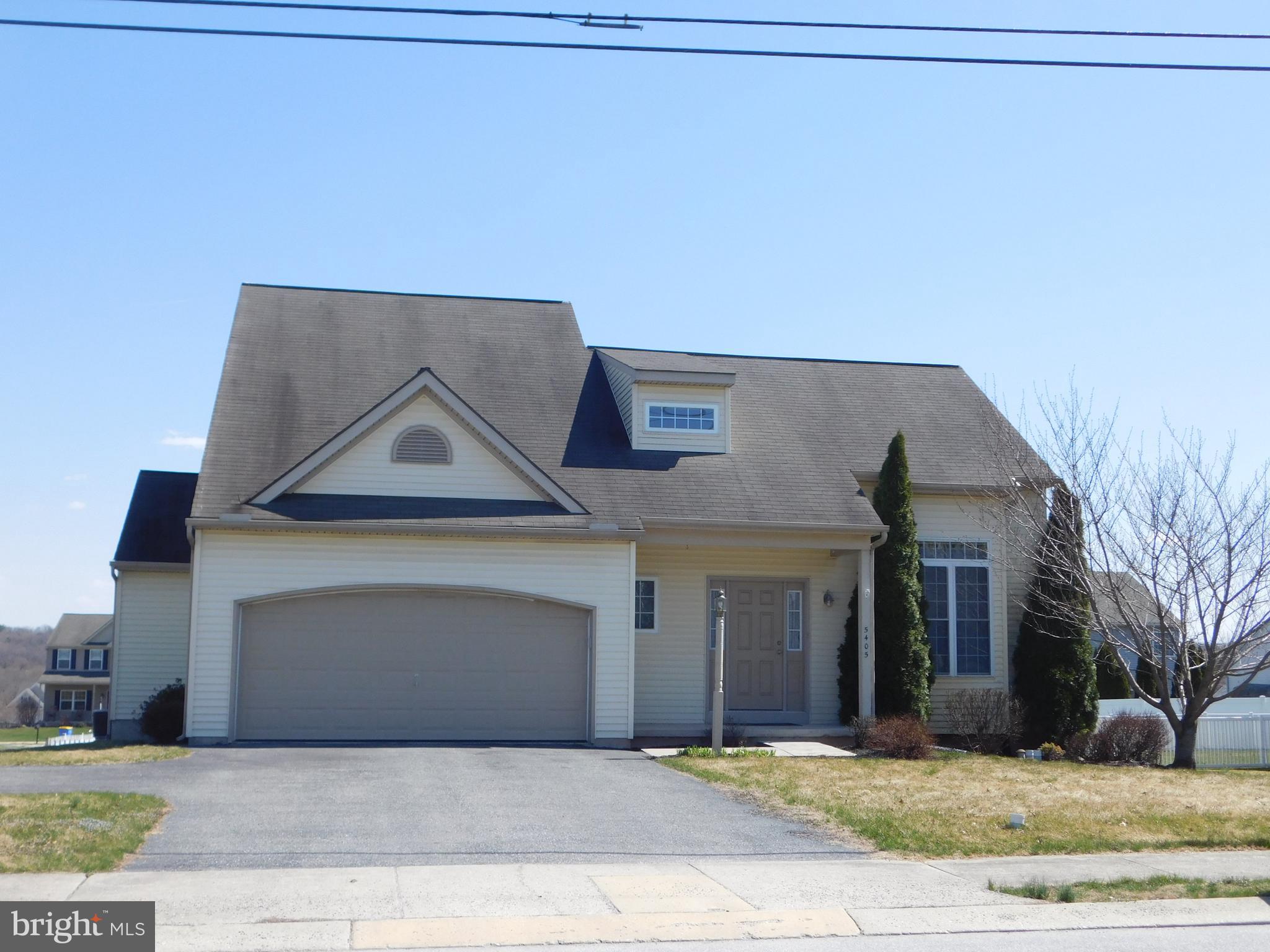 5405 Board Road Mount Wolf, PA 17347 - Photo 1 of 28 Front exterior