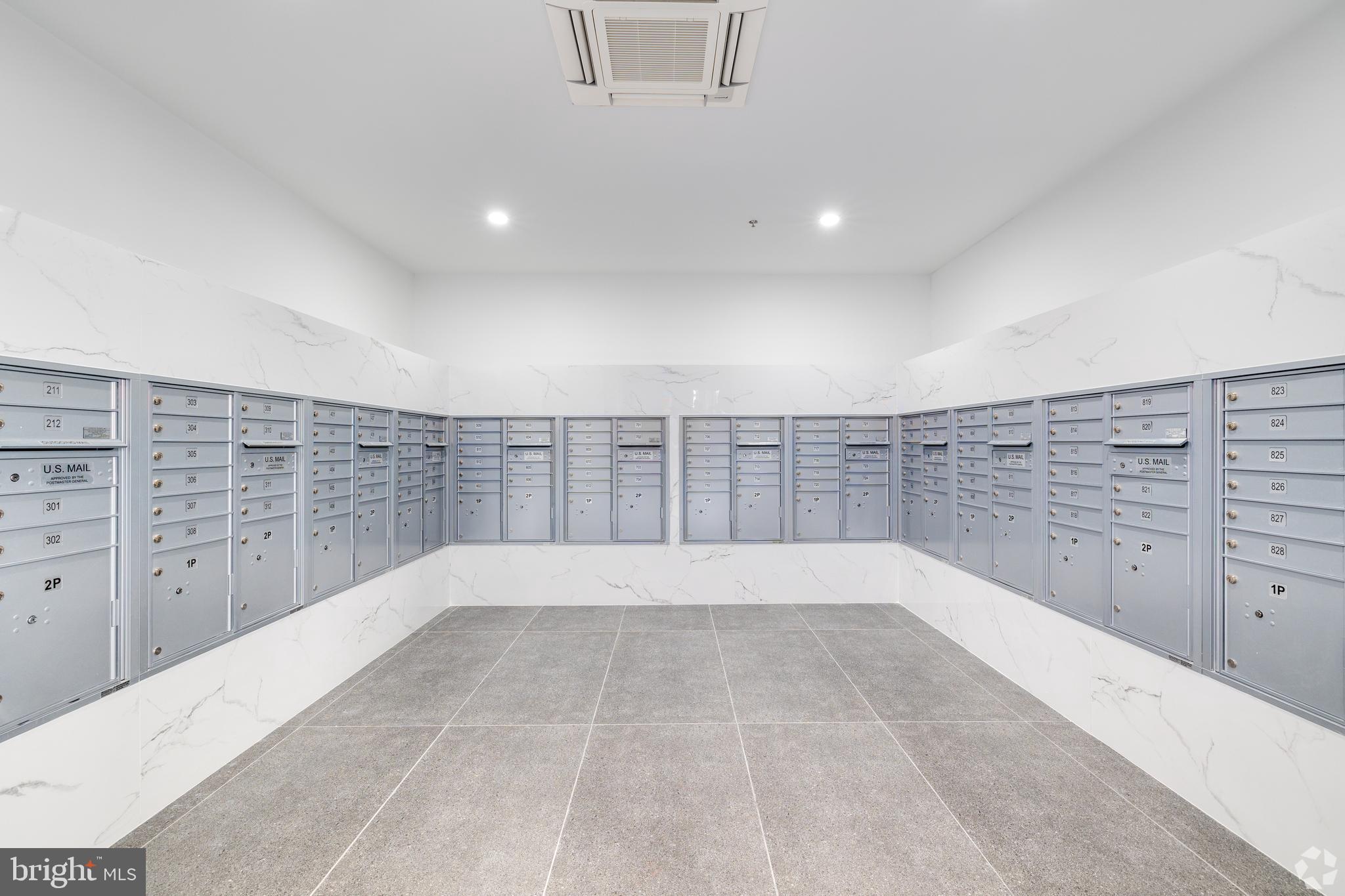 1201 Vine Street, Unit 2 Philadelphia, PA 19107 - Photo 24 of 31