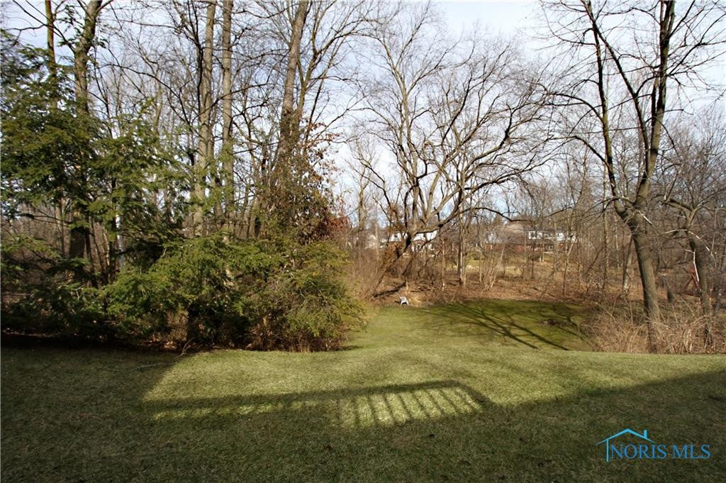 7020 Hickory Ridge Road Sylvania, OH 43560 - Photo 35 of 36 Gallery Image 35