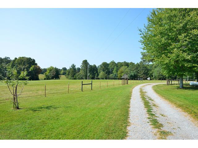 400 White Road Pulaski, TN 38478 - Photo 12 of 19