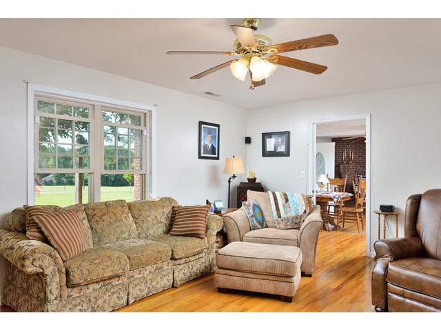 400 White Road Pulaski, TN 38478 - Photo 6 of 19