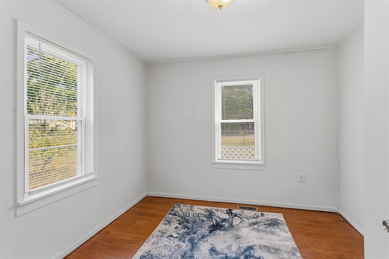 1295 South Brooks Road Muskegon, MI 49442 - Photo 12 of 32 Gallery Image 12