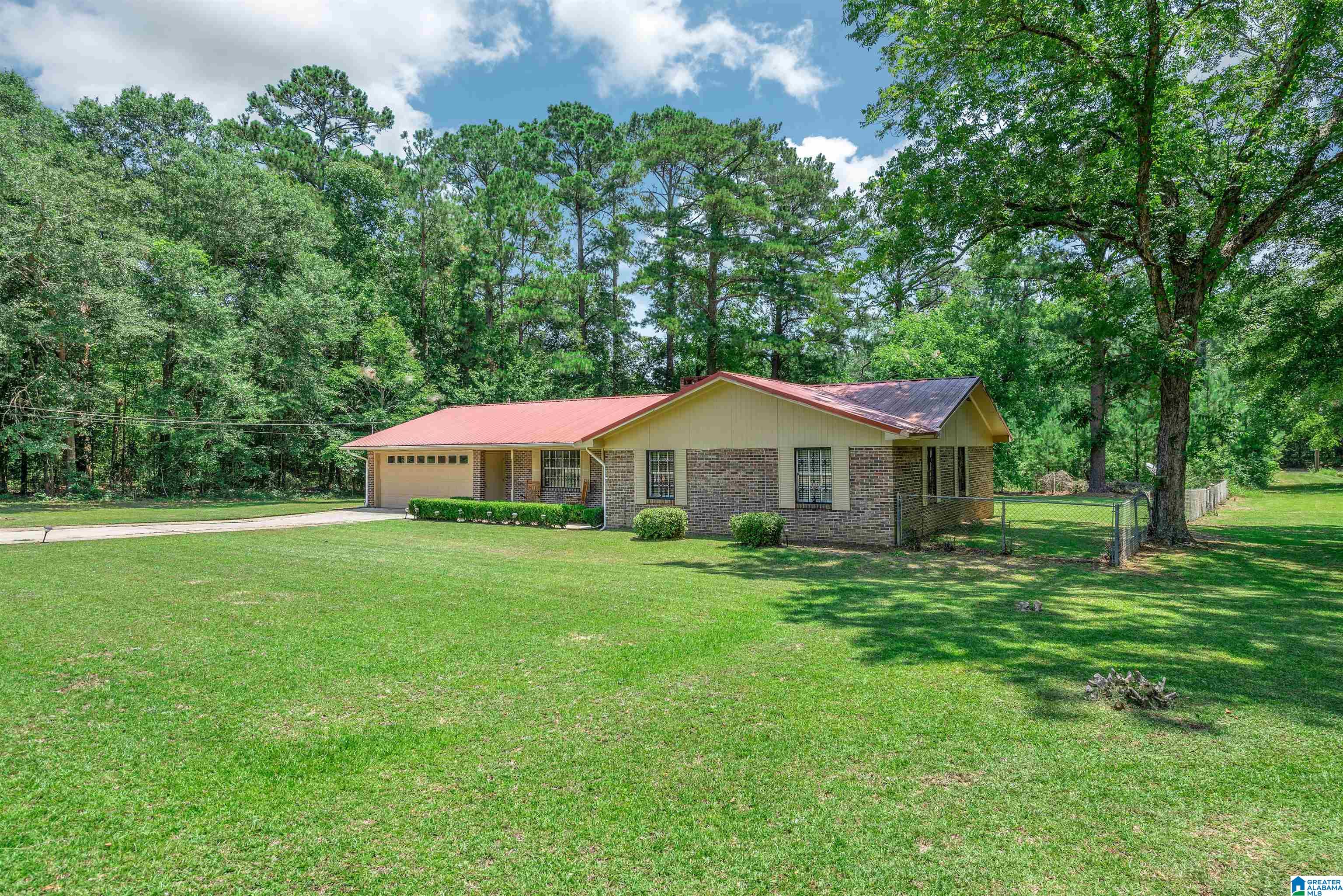 700 St Paul Street Dothan, AL 36303 - Photo 3 of 28