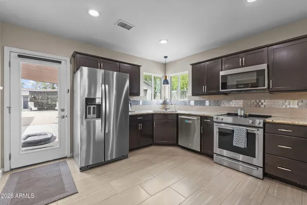 $489,000 | 2302 West Orange Drive, Phoenix, AZ 85015