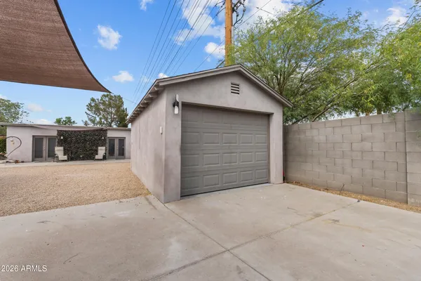 $489,000 | 2302 West Orange Drive, Phoenix, AZ 85015