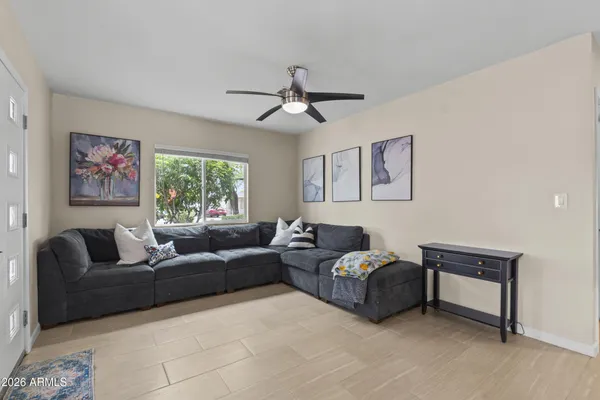 $489,000 | 2302 West Orange Drive, Phoenix, AZ 85015