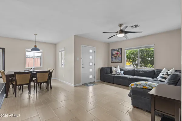 $489,000 | 2302 West Orange Drive, Phoenix, AZ 85015