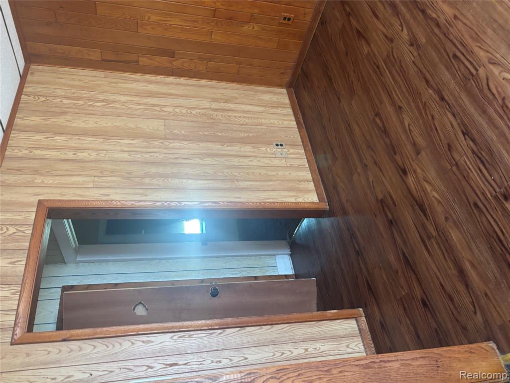 1122 Simcoe Avenue Flint, MI 48507 - Photo 11 of 21