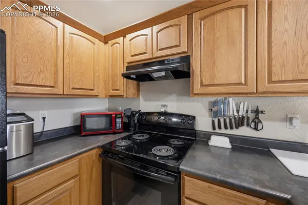 $248,000 | 2039 East 8th Street, Pueblo, CO 81001