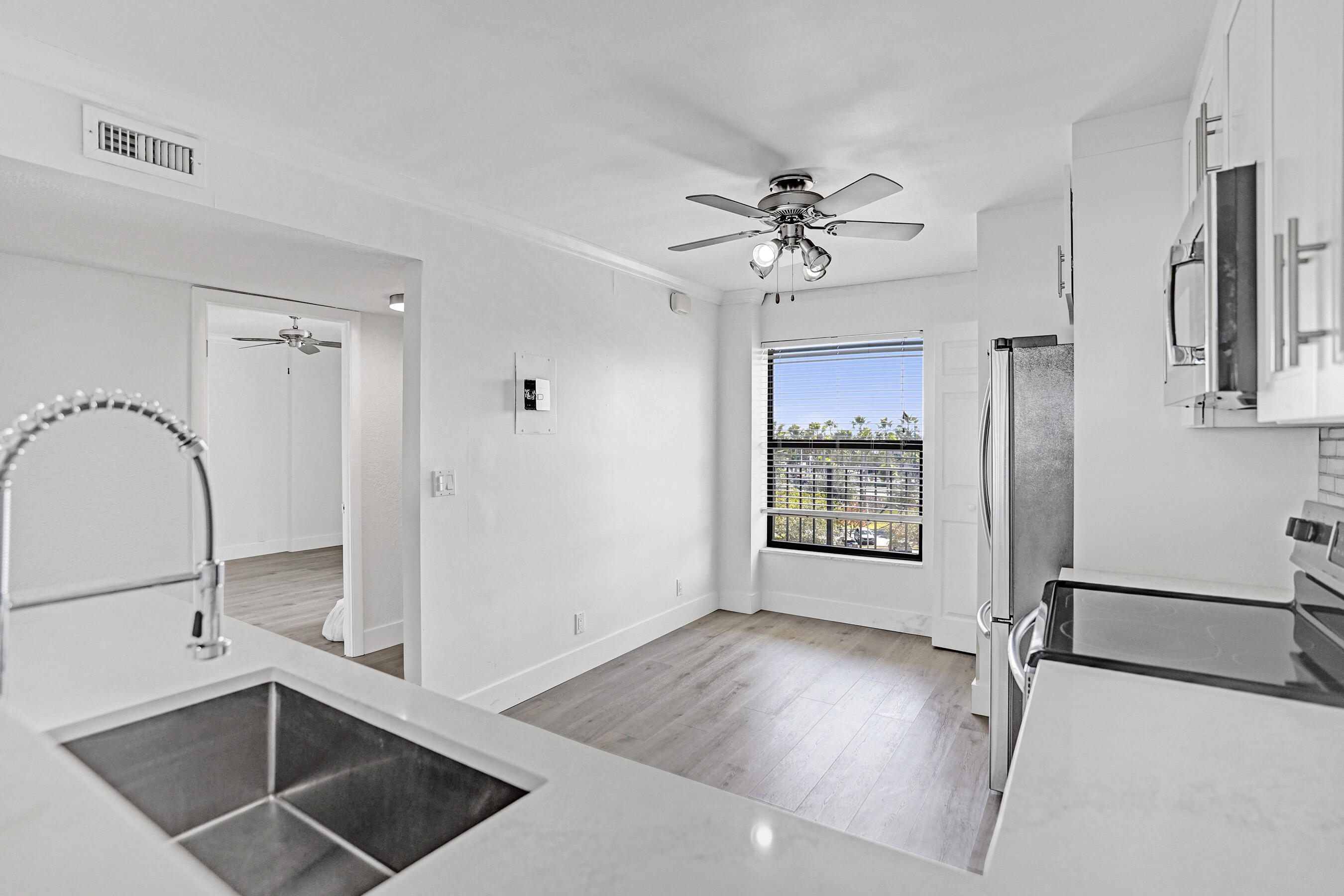 1631 Riverview Road, Unit 507 Deerfield Beach, FL 33441 - Photo 13 of 25 DSC01447