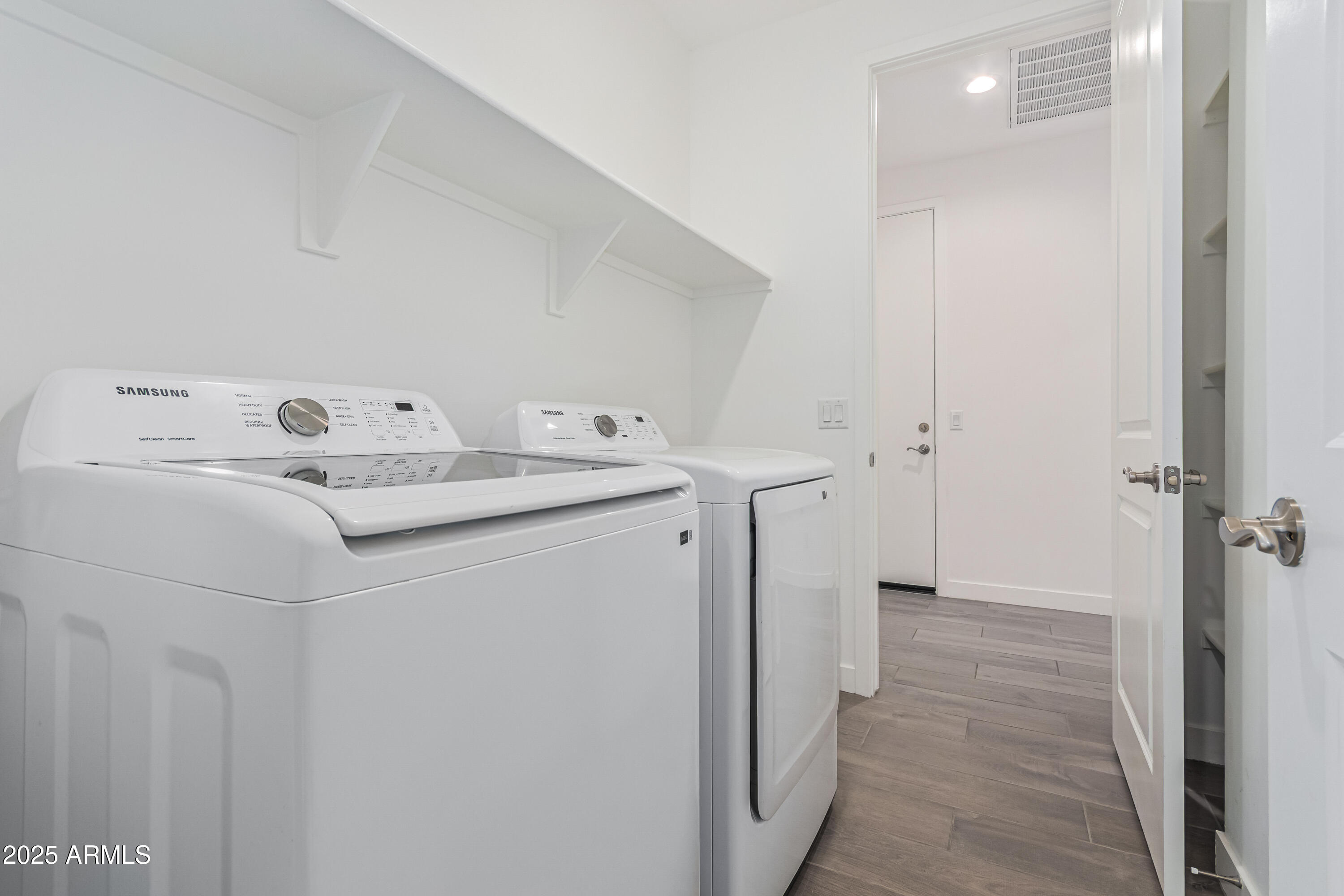 305 East Leland Road San Tan Valley, AZ 85140 - Photo 24 of 29 28 Leland