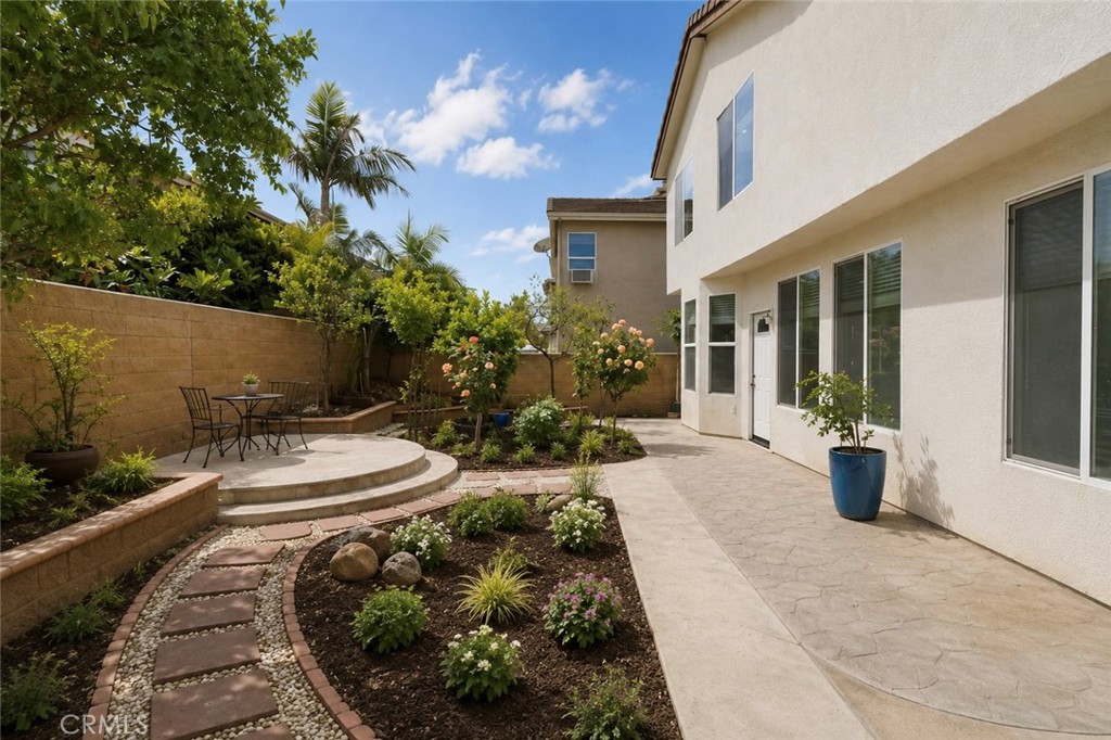 562 Condor Avenue Brea, CA 92823 - Photo 5 of 28