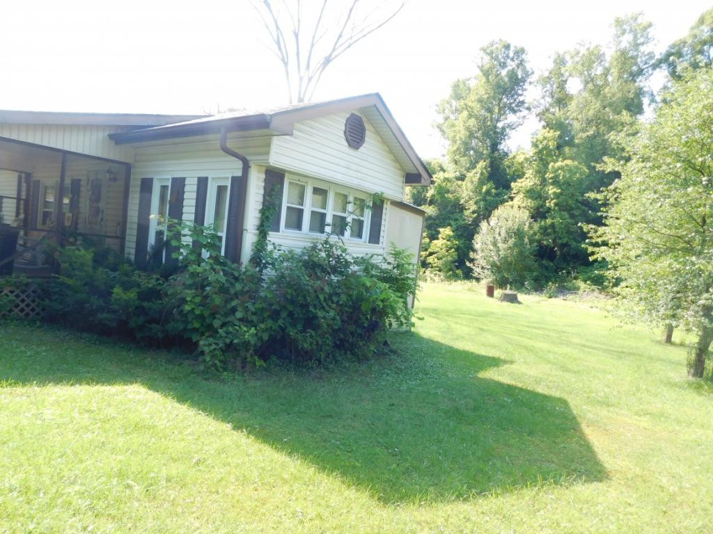 476 Deck Valley Road Bristol, TN 37620 - Photo 20 of 21 End of house