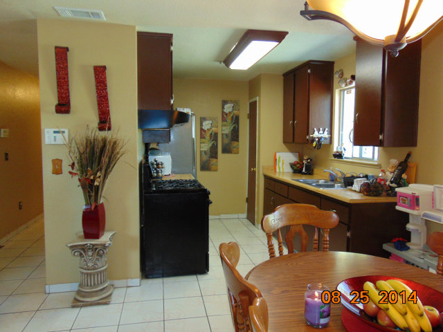 14 Rico Circle Salinas, CA 93907 - Photo 2 of 10 Gallery Image 2