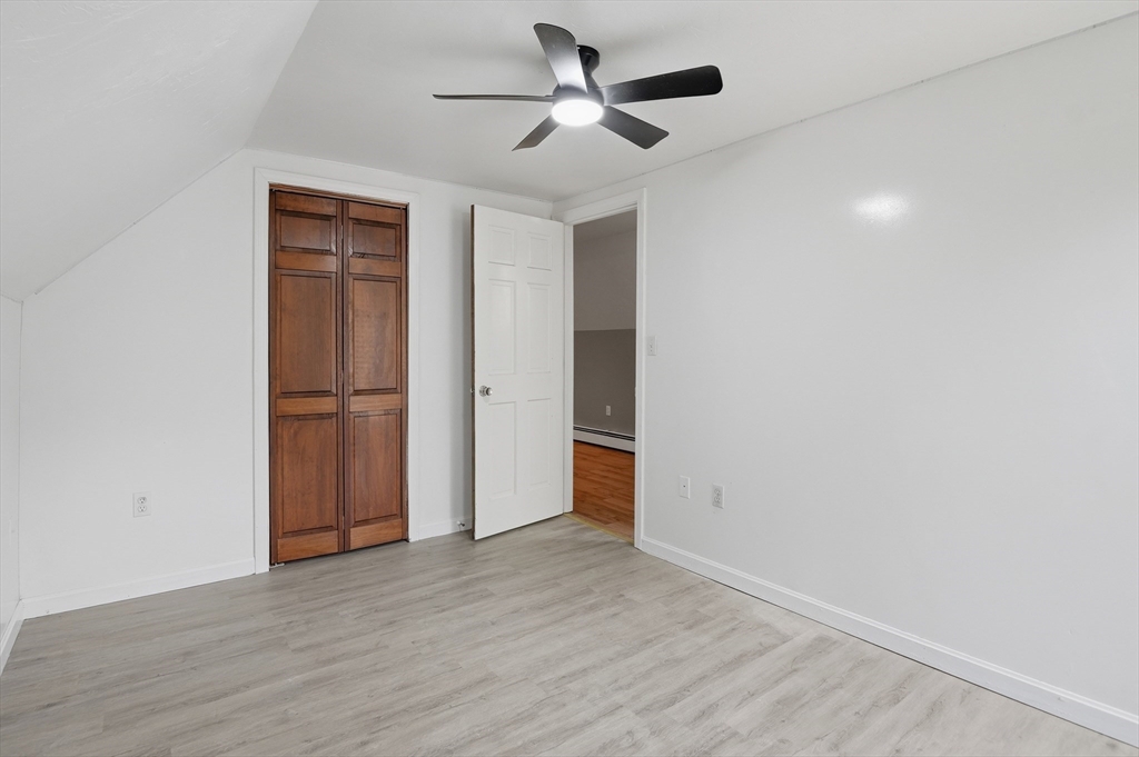 23 Oakmont Street Webster, MA 01570 - Photo 28 of 40