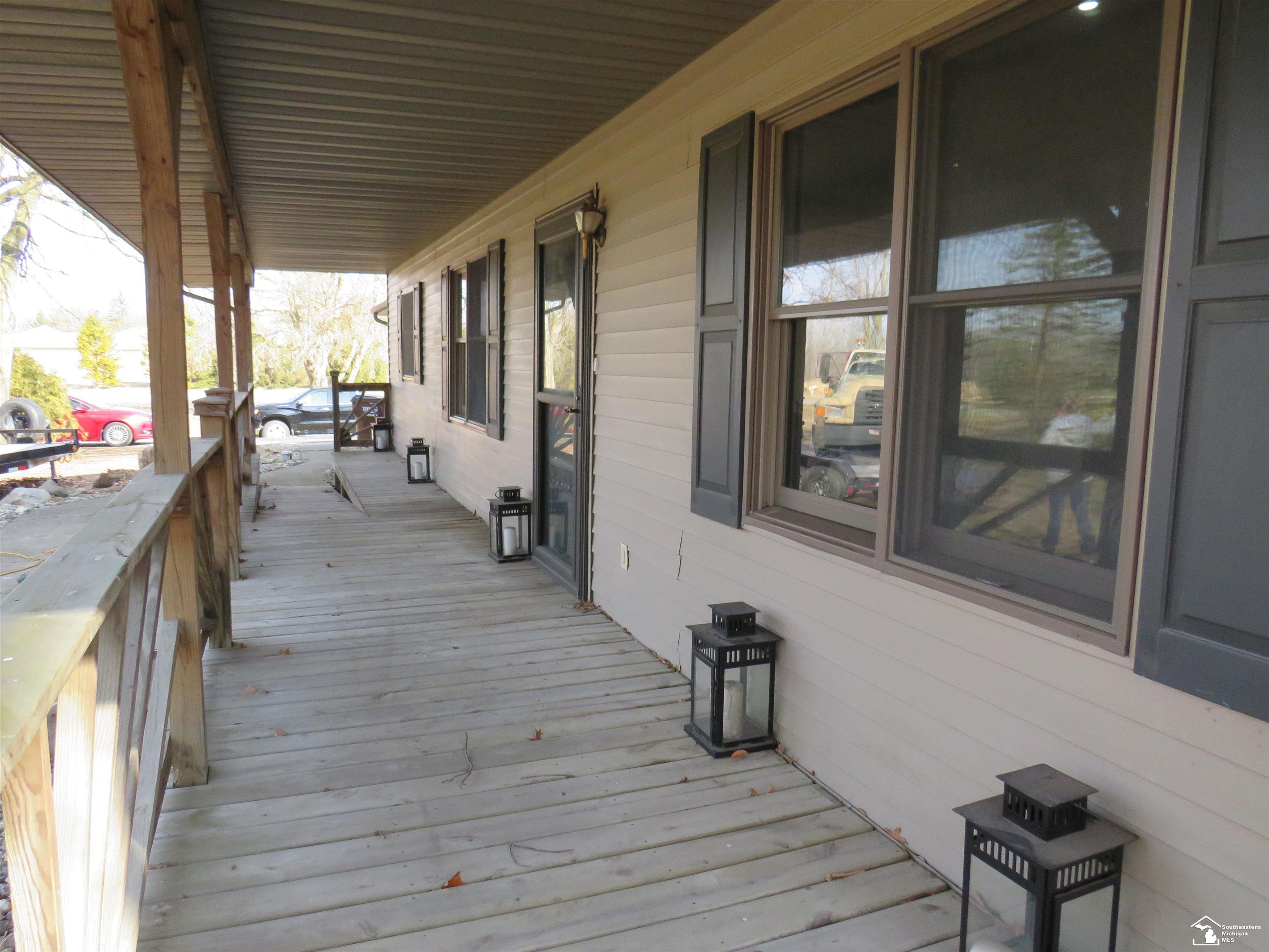 4903 Wells Road Petersburg, MI 49270 - Photo 3 of 39