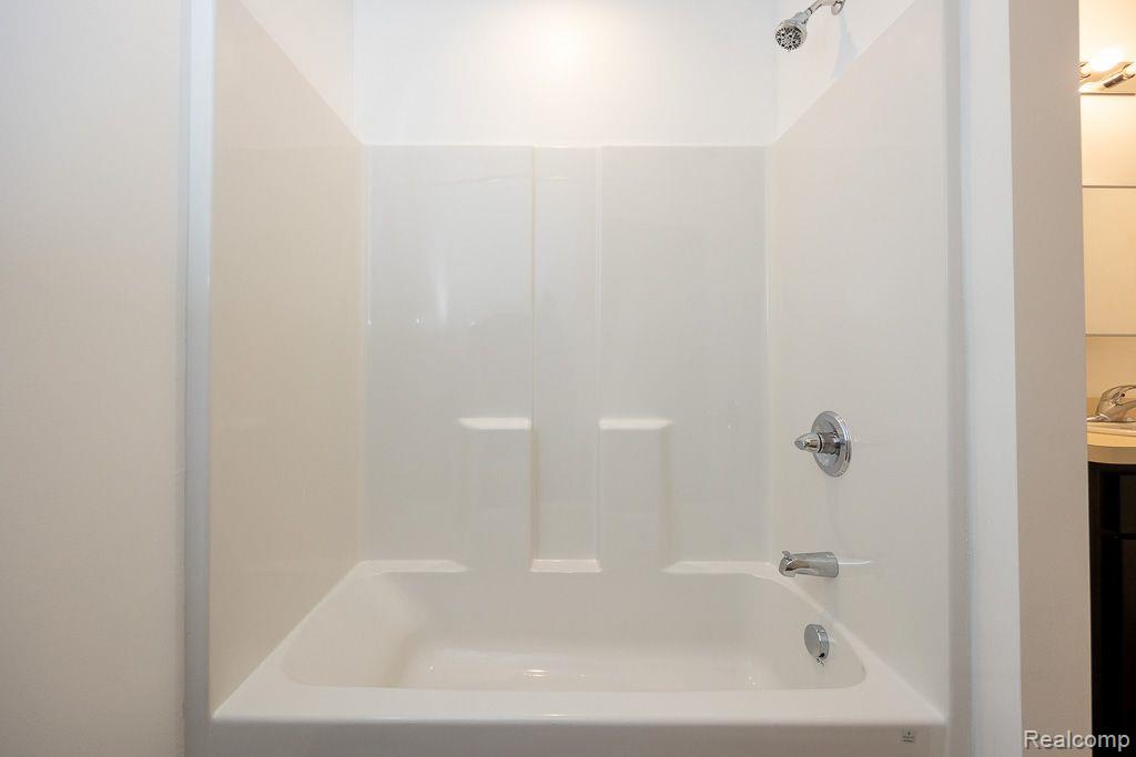35410 Van Born Road, Unit 305 Wayne, MI 48184 - Photo 24 of 39