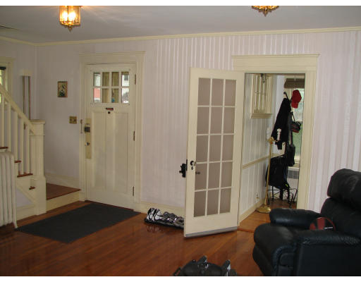 117 Rawson Road Quincy, MA 02170 - Photo 6 of 9 Gallery Image 6