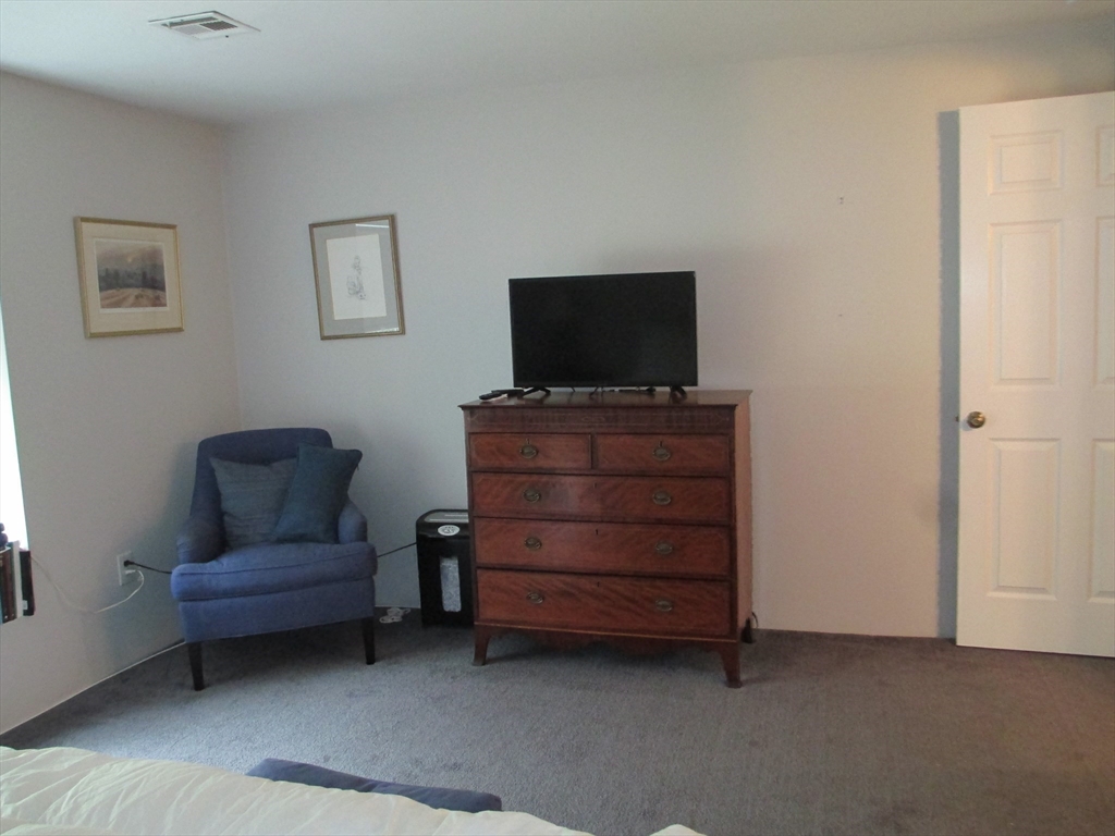 600 Ridgefield Circle, Unit A Clinton, MA 01510 - Photo 22 of 34