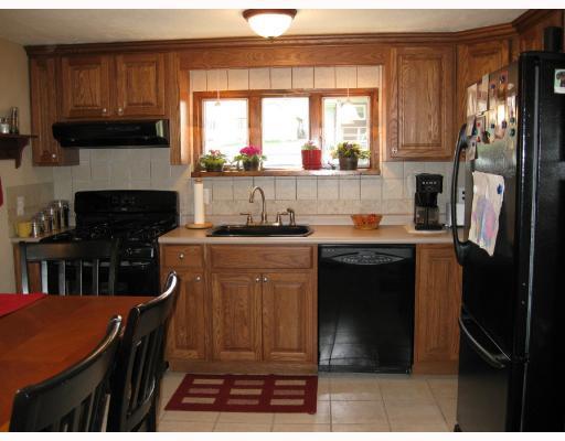 596 Bedford Road West Middlesex, PA 16159 - Photo 4 of 7 Exterior Front. kitchen