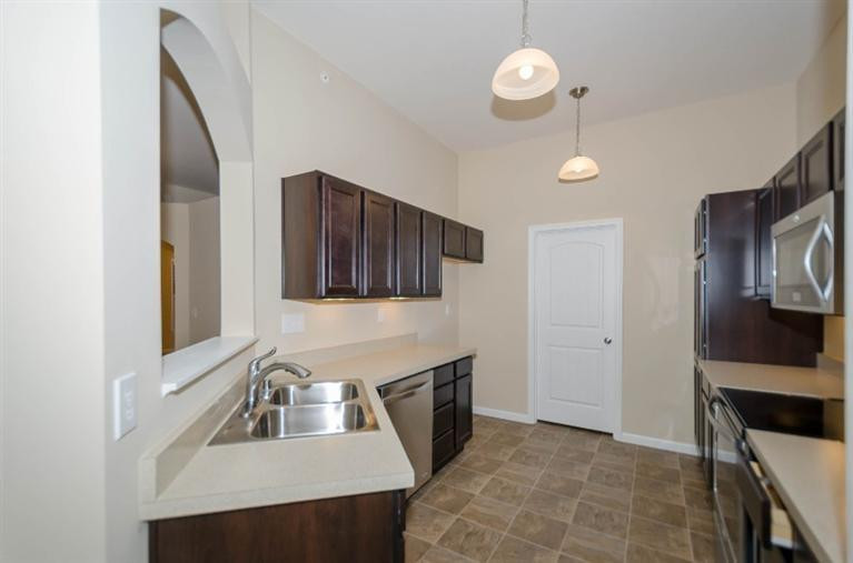 4252 Country Mill Ridge, Unit 17304 Burlington, KY 41005 - Photo 4 of 30 Gallery Image 4