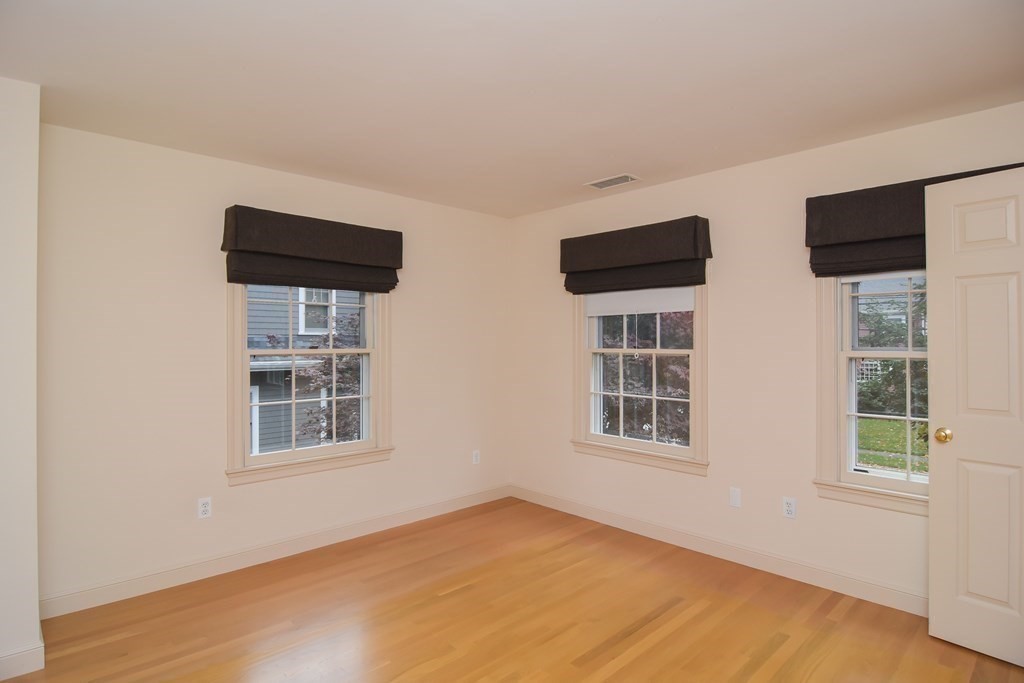 5 Vine Brook Road Lexington, MA 02421 - Photo 11 of 30