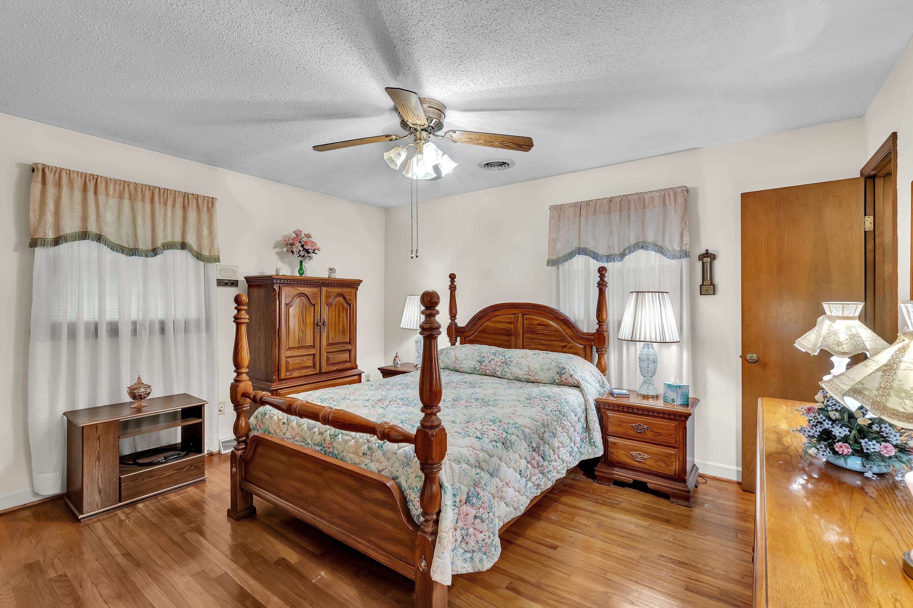 2080 John Dodd Road Wellford, SC 29385 - Photo 13 of 32