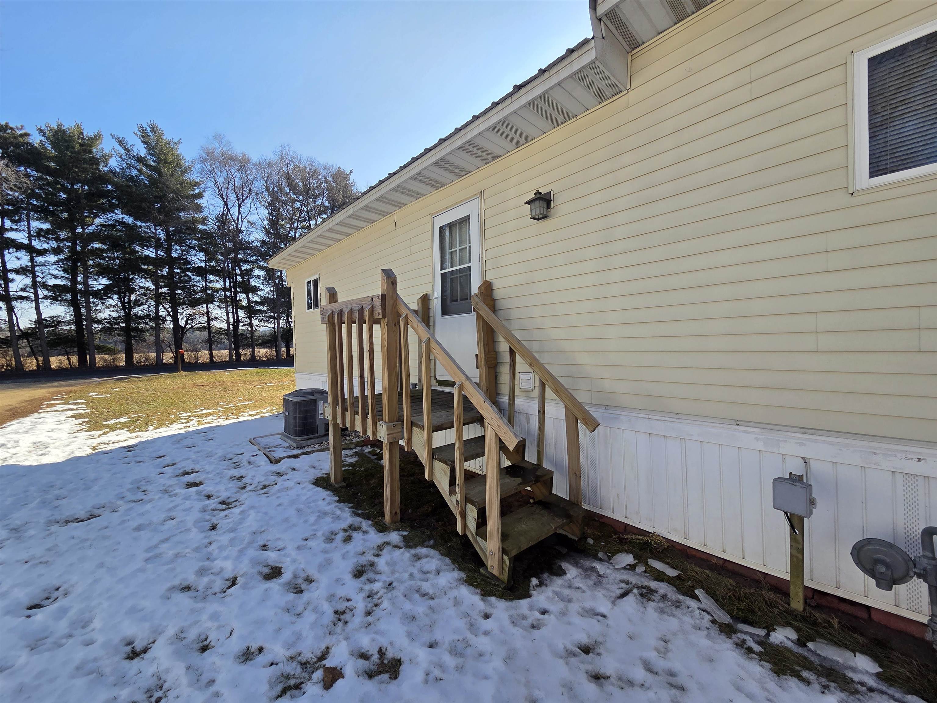 119 North 8th Avoca, WI 53506 - Photo 6 of 27