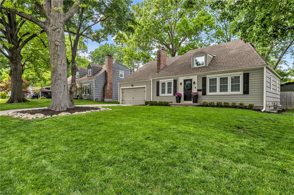 3118 West 79th Street Prairie Village, KS 66208 - Photo 3 of 30