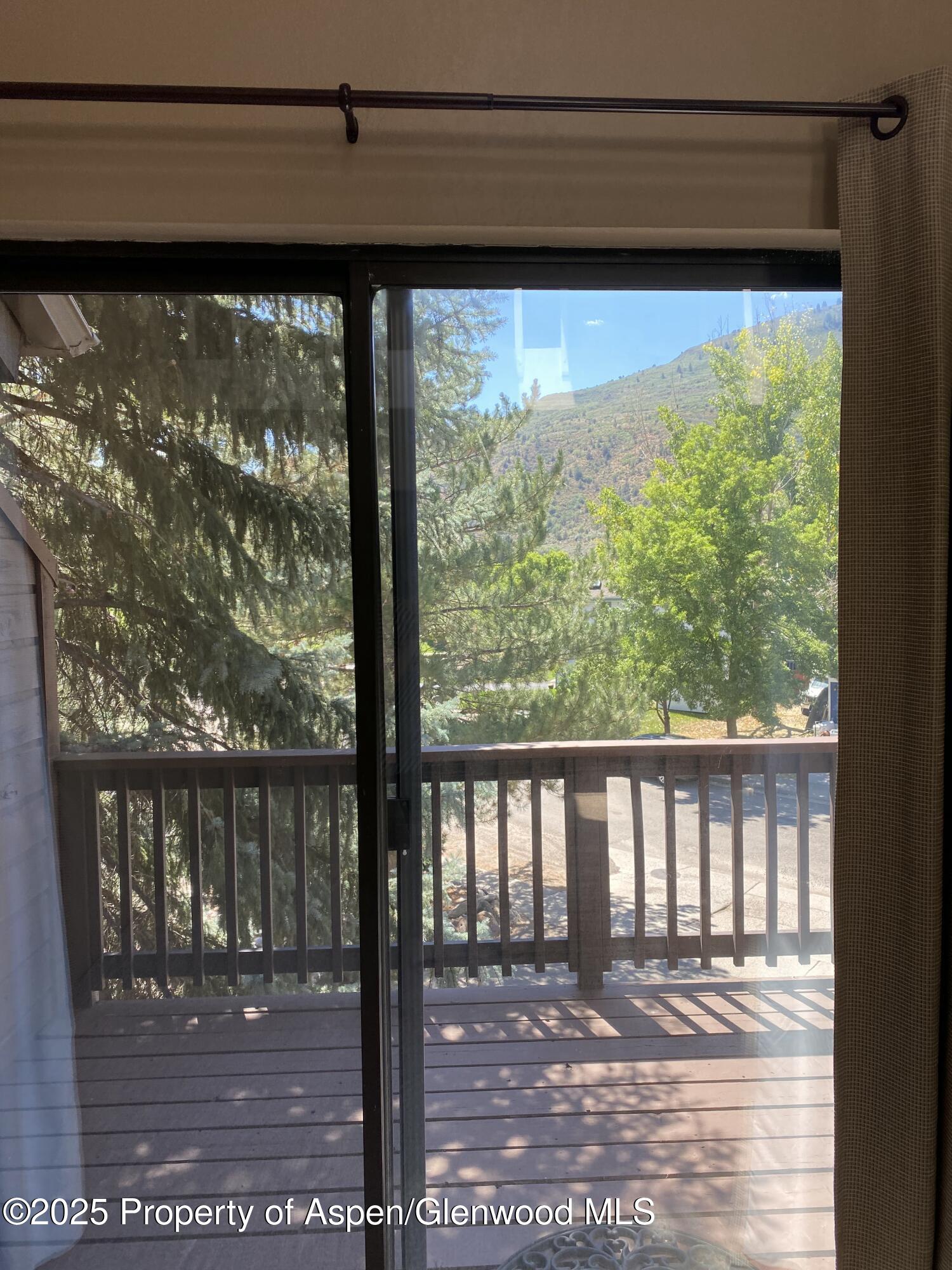 3900 Old Lodge Road, Unit A6 Glenwood Springs, CO 81601 - Photo 8 of 22 IMG_4123