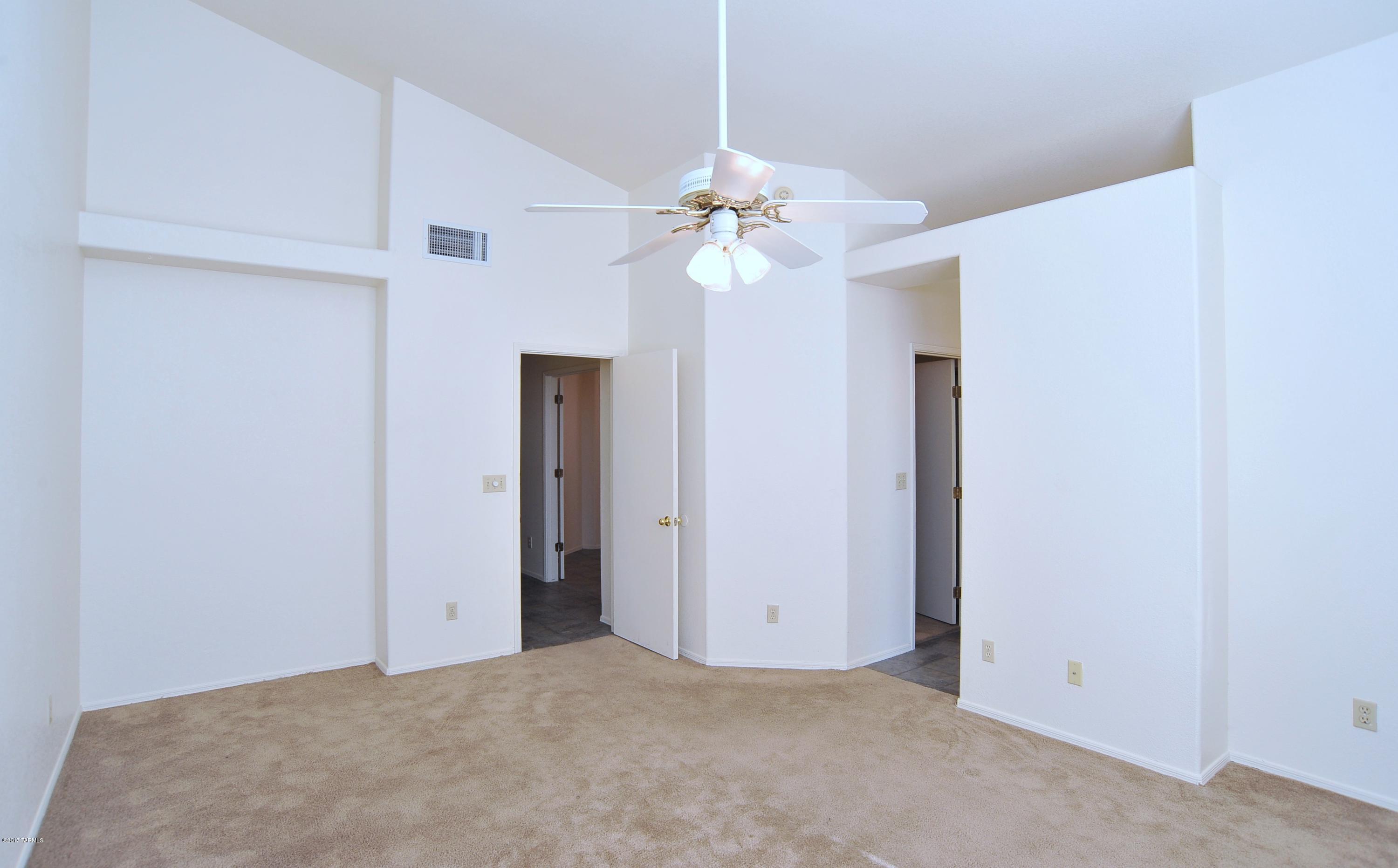 8206 East Mesquite Ridge Circle Tucson, AZ 85710 - Photo 25 of 42